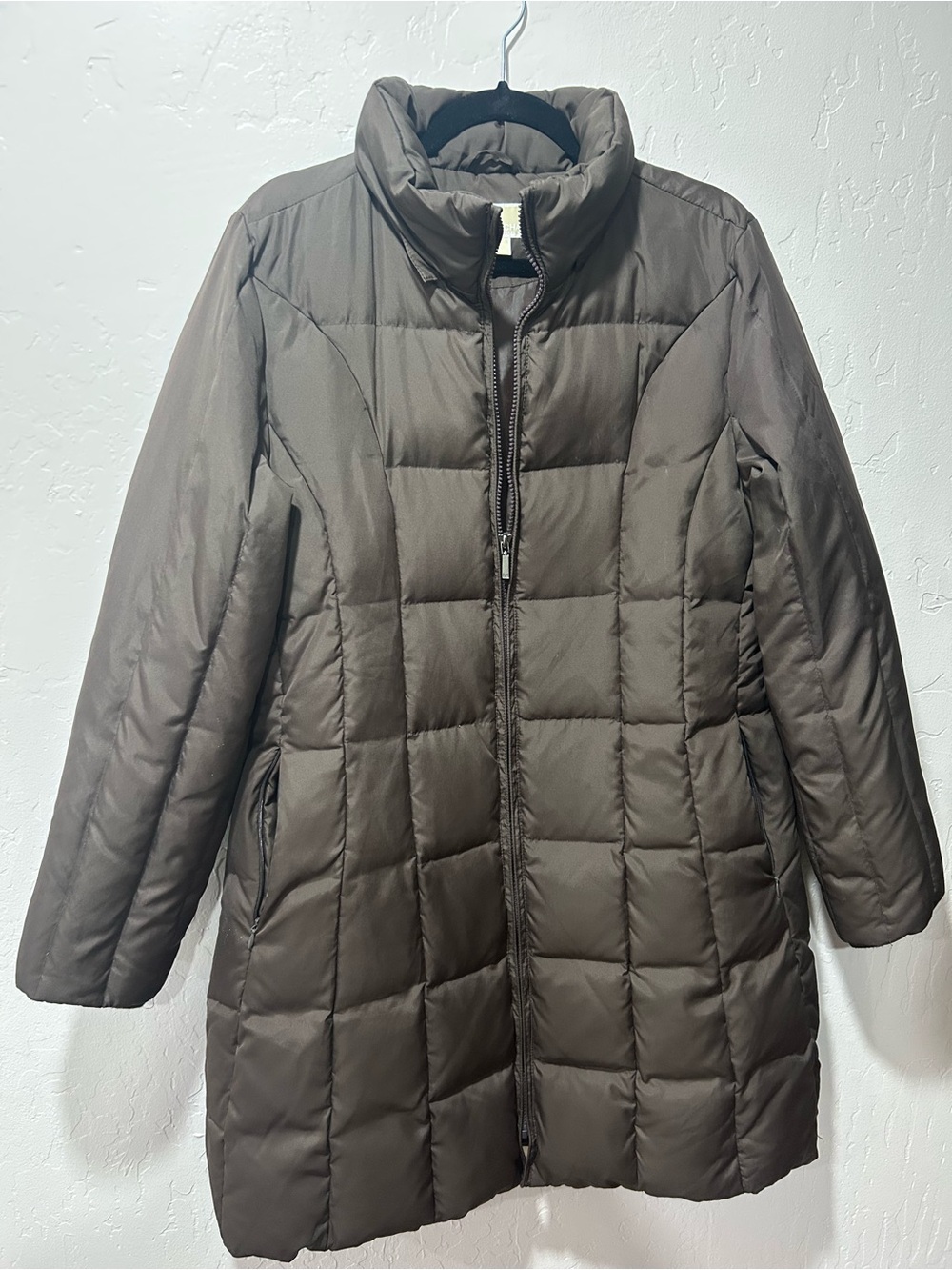 Insulated Long Quilted Puffer Coat in Dark Brown by Michael Kors, Size L.